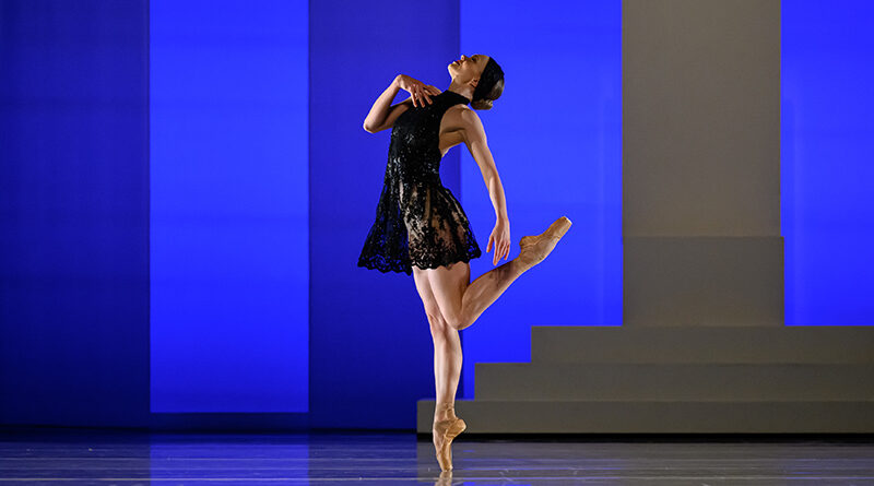 « Lac » : entre ombre et lumière, la danse des passions